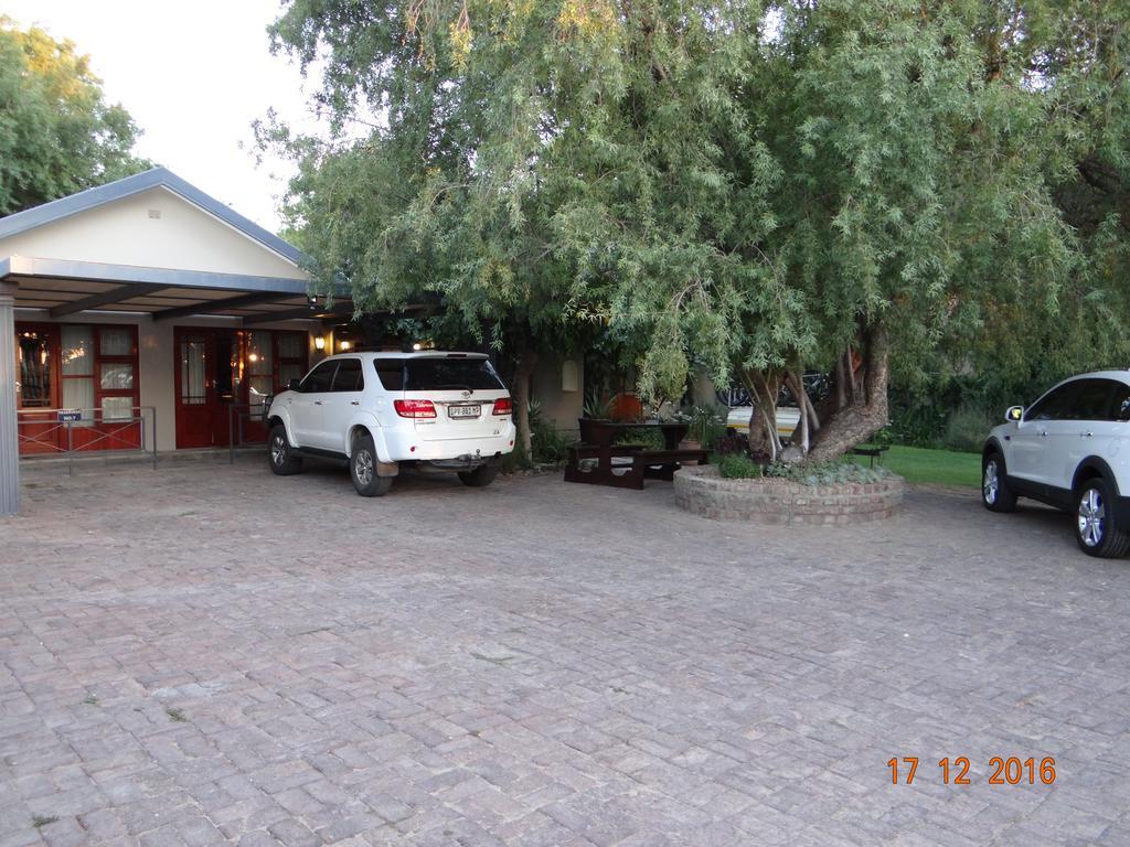 La Paix Guesthouse Beaufort West Exterior foto
